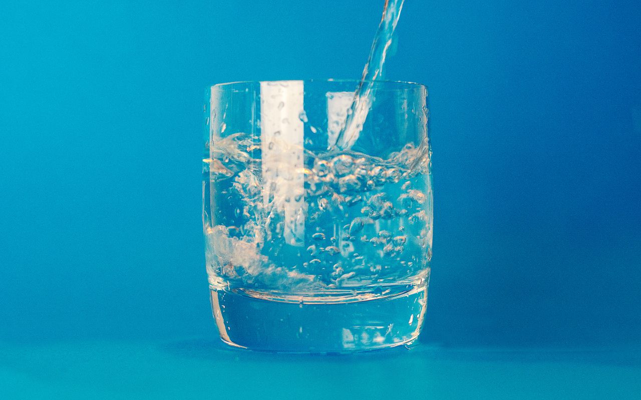 Différence entre eau de source et eau minérale